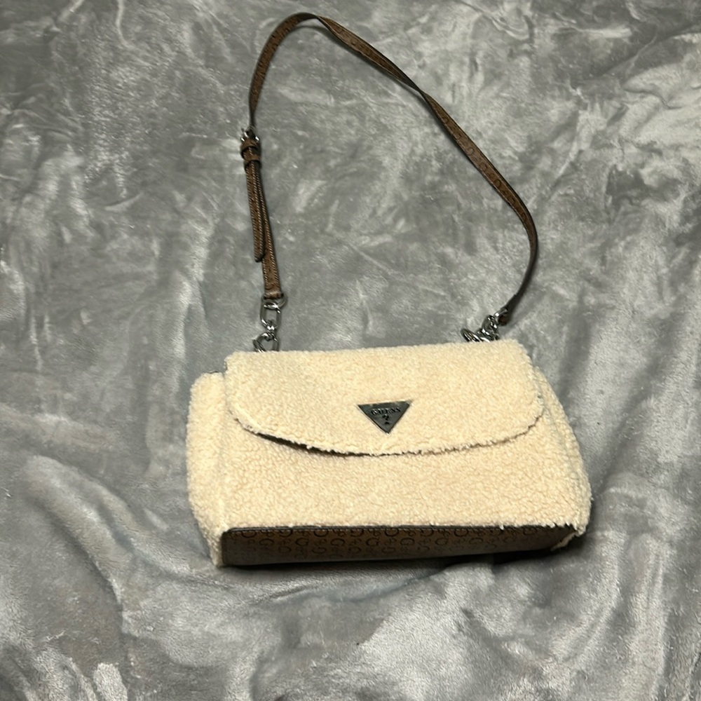 GUESS purse (beige)